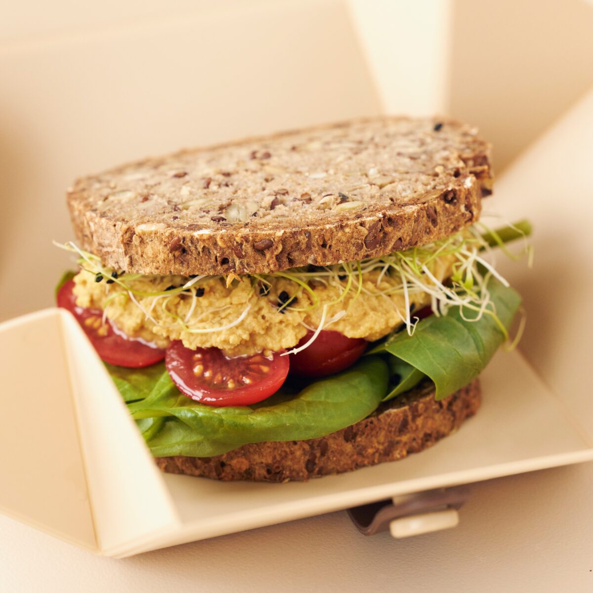 Glutenfri rugbrød - Opskrift på sundt og lækkert rugbrød