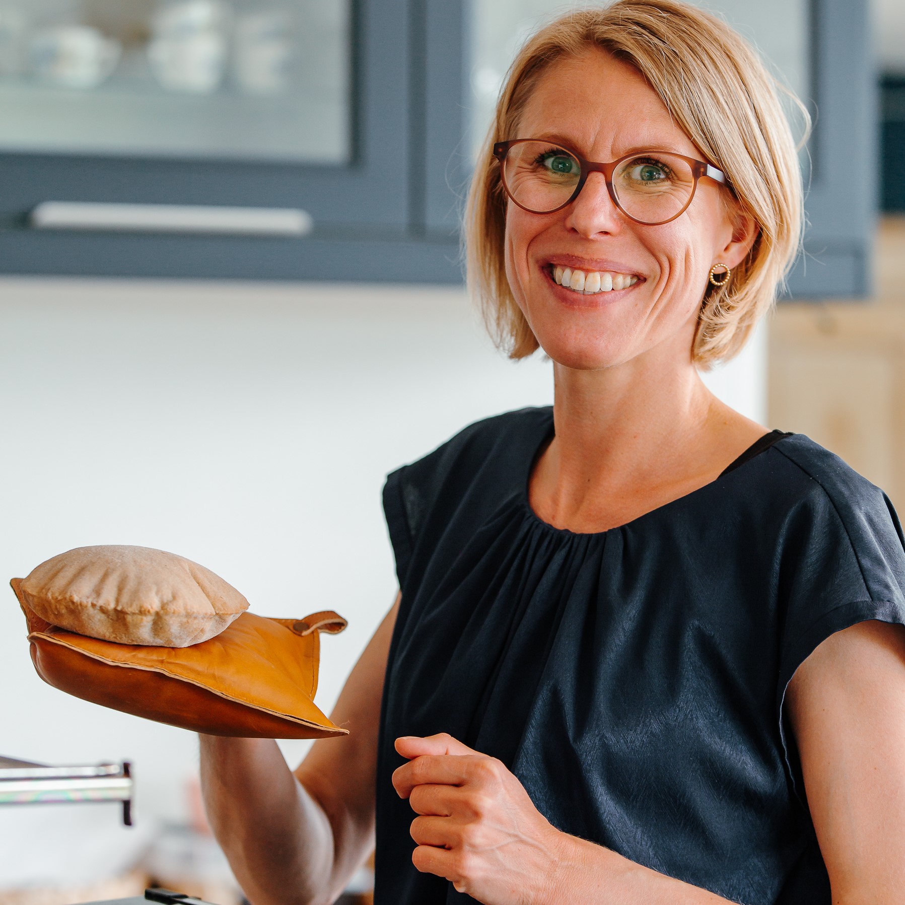 Karina Baagø bager glutenfri pita