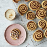 glutenfri kanelsnegle fra Knæk Koden til Glutenfrit Brød af Karina Baagø